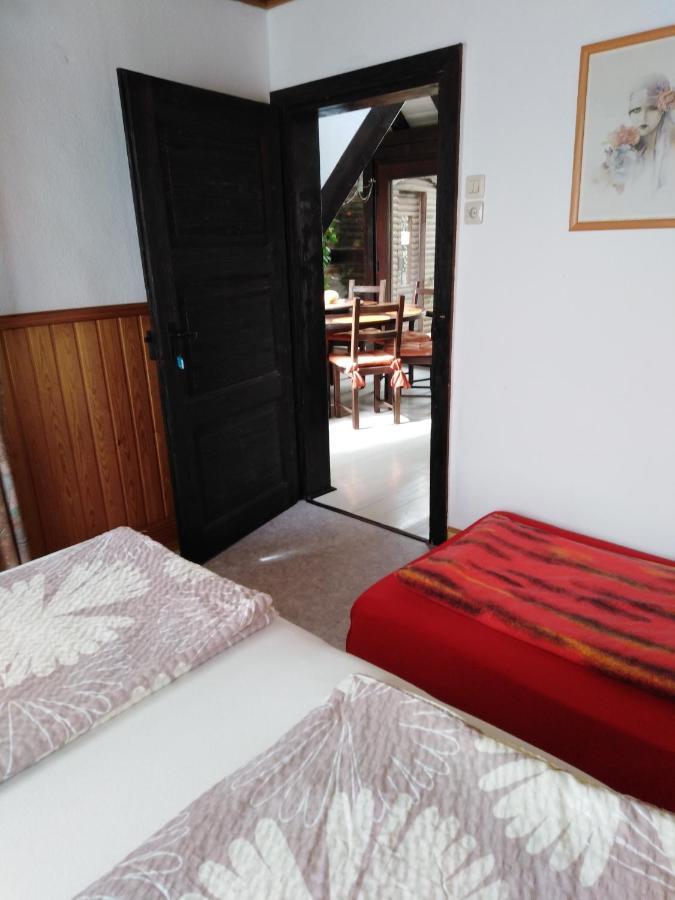 Apartamento Fachwerkhaus In D 63667 Nidda Fuer 8 Bis 12 Personen Exterior foto