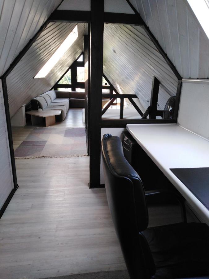 Apartamento Fachwerkhaus In D 63667 Nidda Fuer 8 Bis 12 Personen Exterior foto