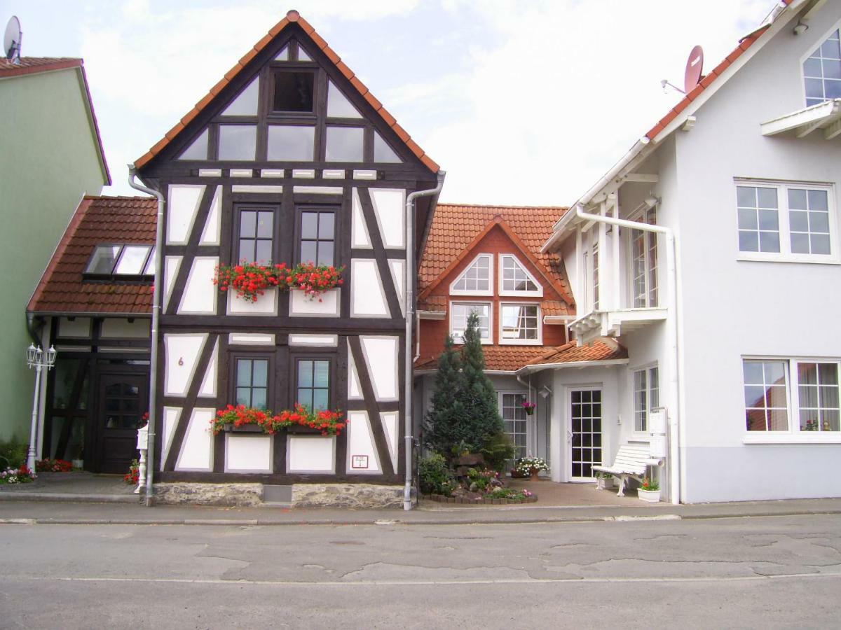 Apartamento Fachwerkhaus In D 63667 Nidda Fuer 8 Bis 12 Personen Exterior foto