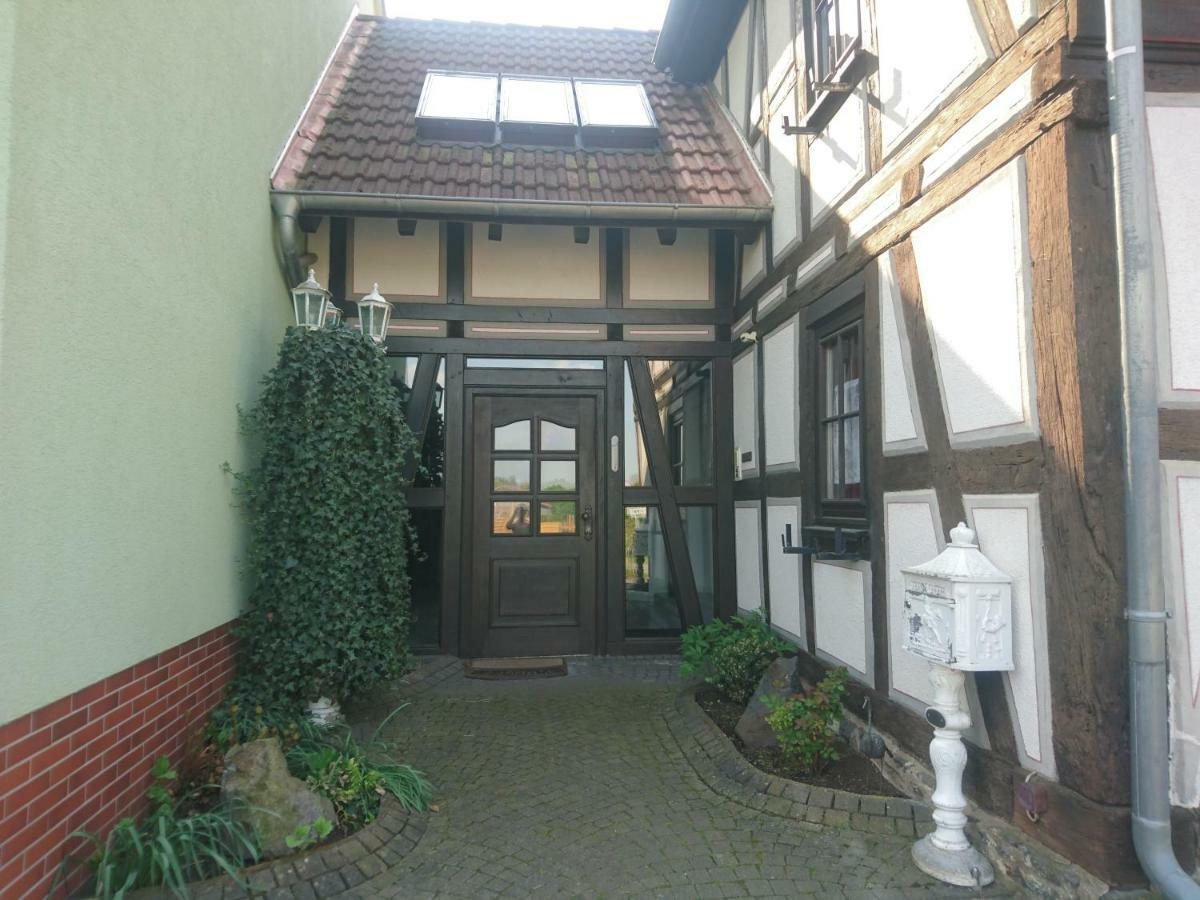 Apartamento Fachwerkhaus In D 63667 Nidda Fuer 8 Bis 12 Personen Exterior foto