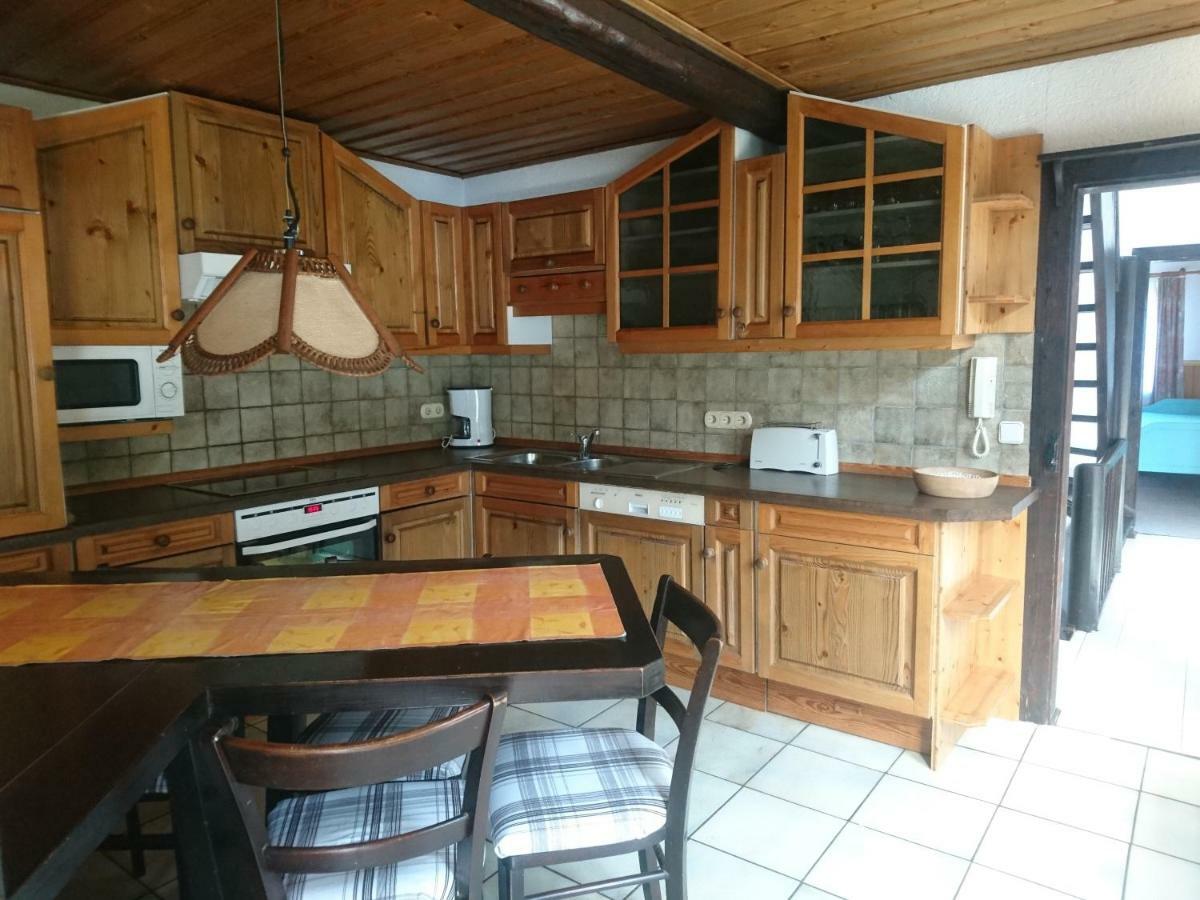 Apartamento Fachwerkhaus In D 63667 Nidda Fuer 8 Bis 12 Personen Exterior foto